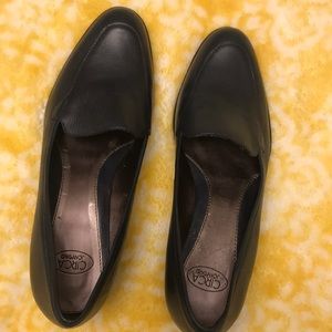 Blue leather healed shoes